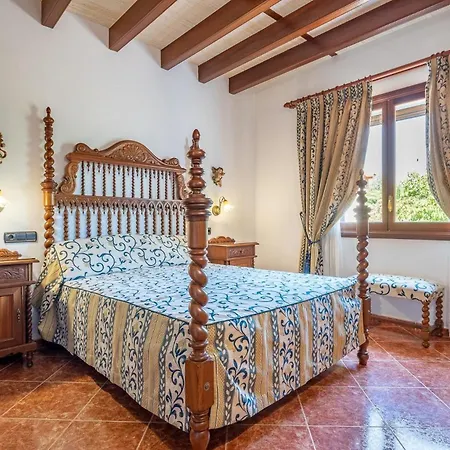 Mit Privatpool Fuer 6 Personen Ca 295 Qm In Son Negre, Mallorca Suedostkueste Von Mallorca Holiday home